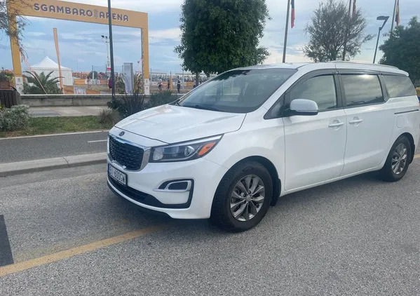 kia białystok Kia Sedona cena 91900 przebieg: 109500, rok produkcji 2018 z Białystok